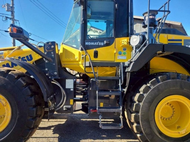 Wiellader KOMATSU WA380-8