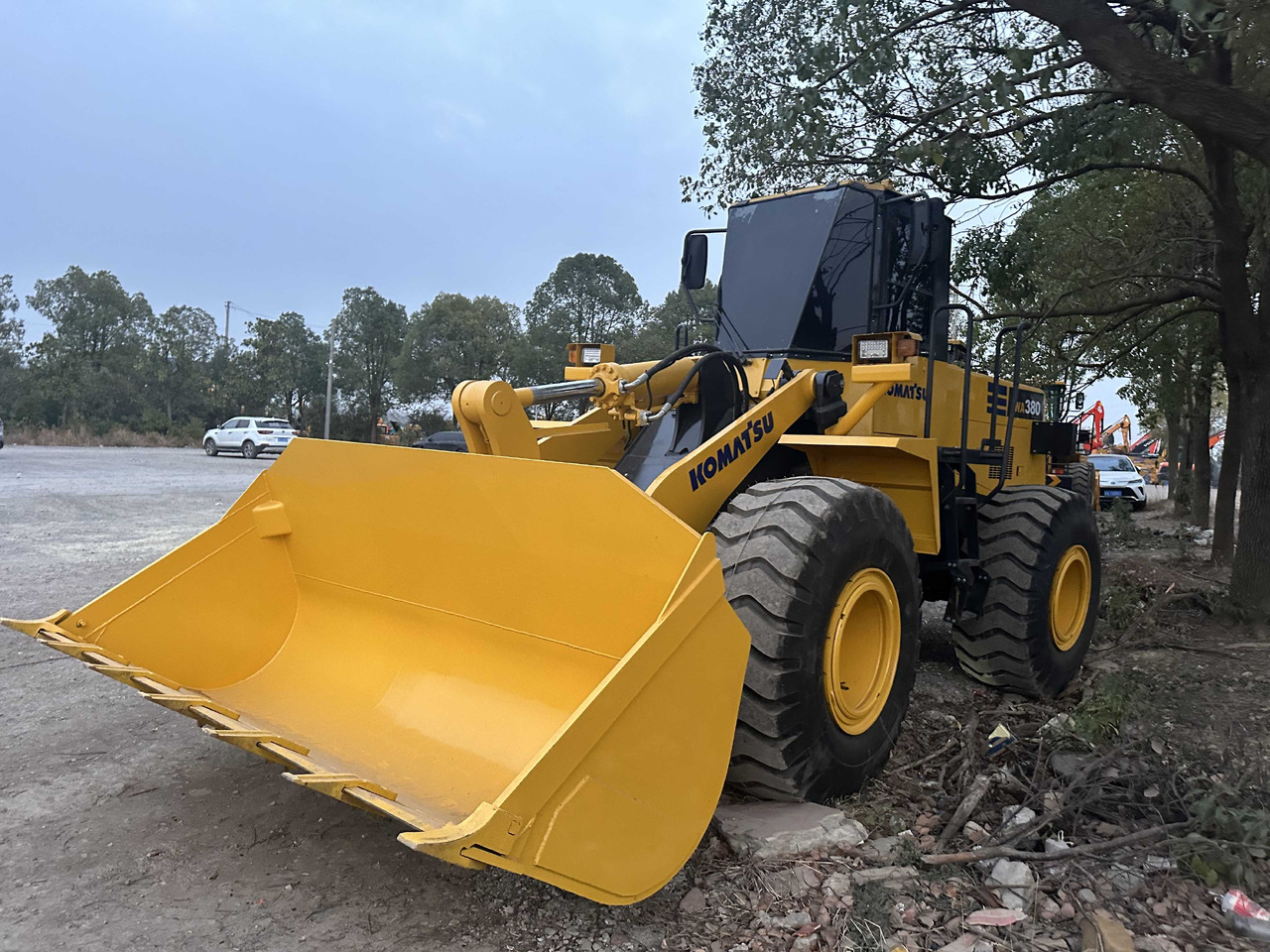 Wiellader KOMATSU WA380 Wheel Loader Click for Discount