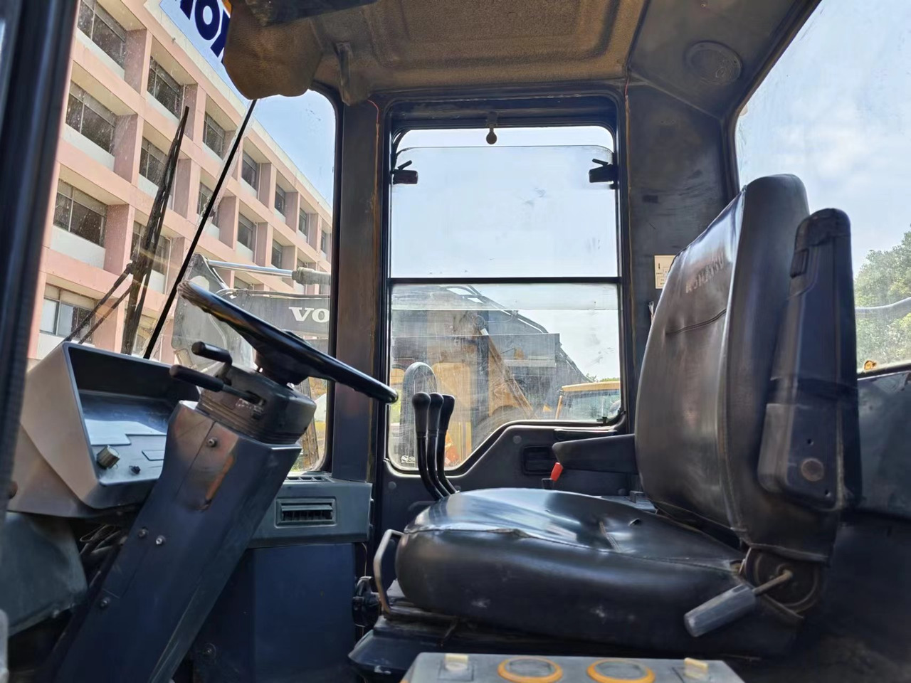Wiellader KOMATSU WA470-3