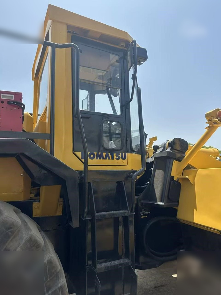 Wiellader KOMATSU WA470-3