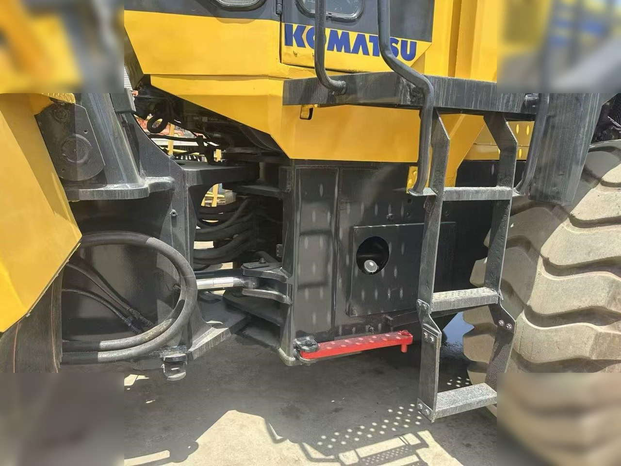 Wiellader KOMATSU WA470-3