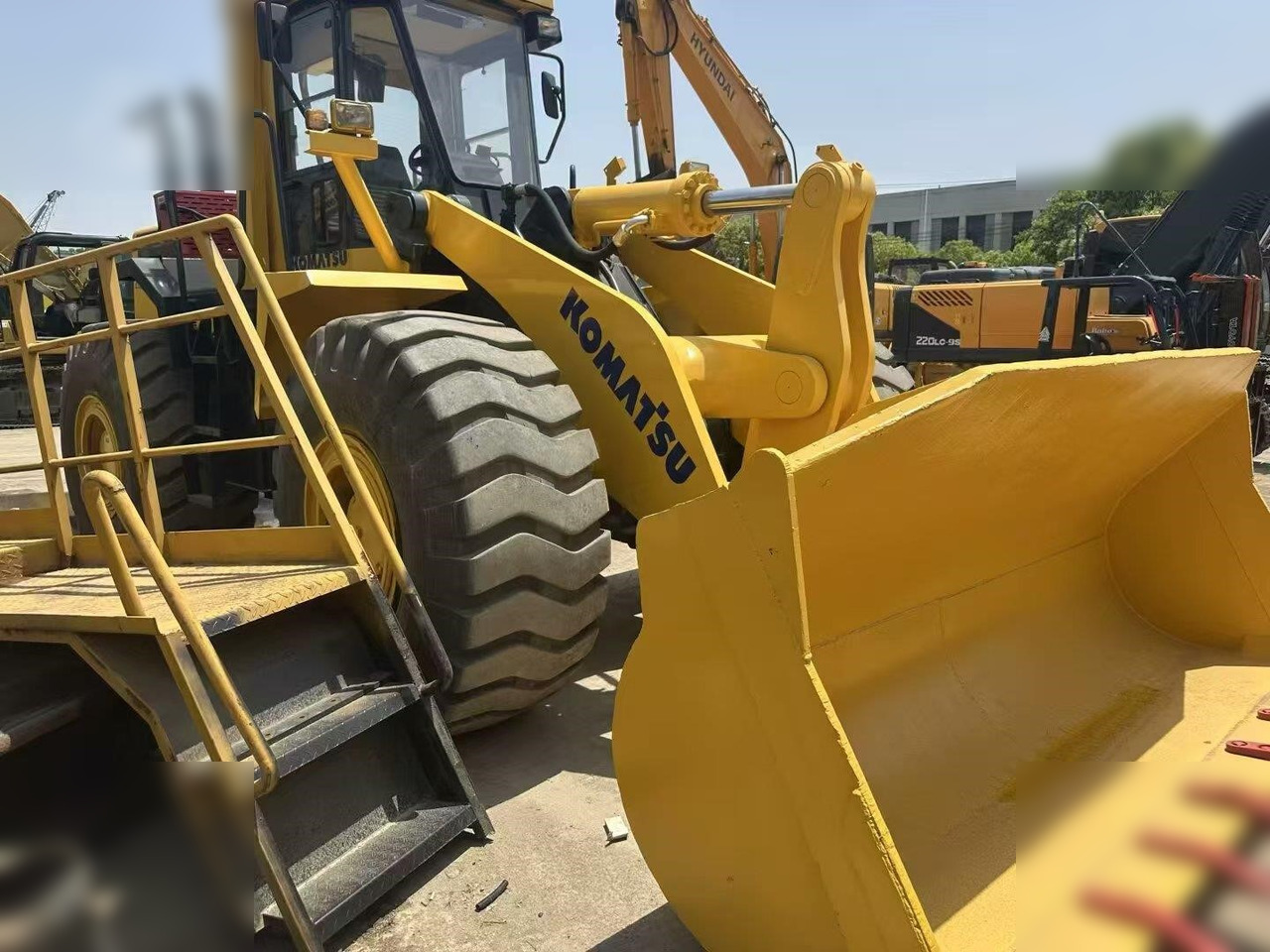 Wiellader KOMATSU WA470-3