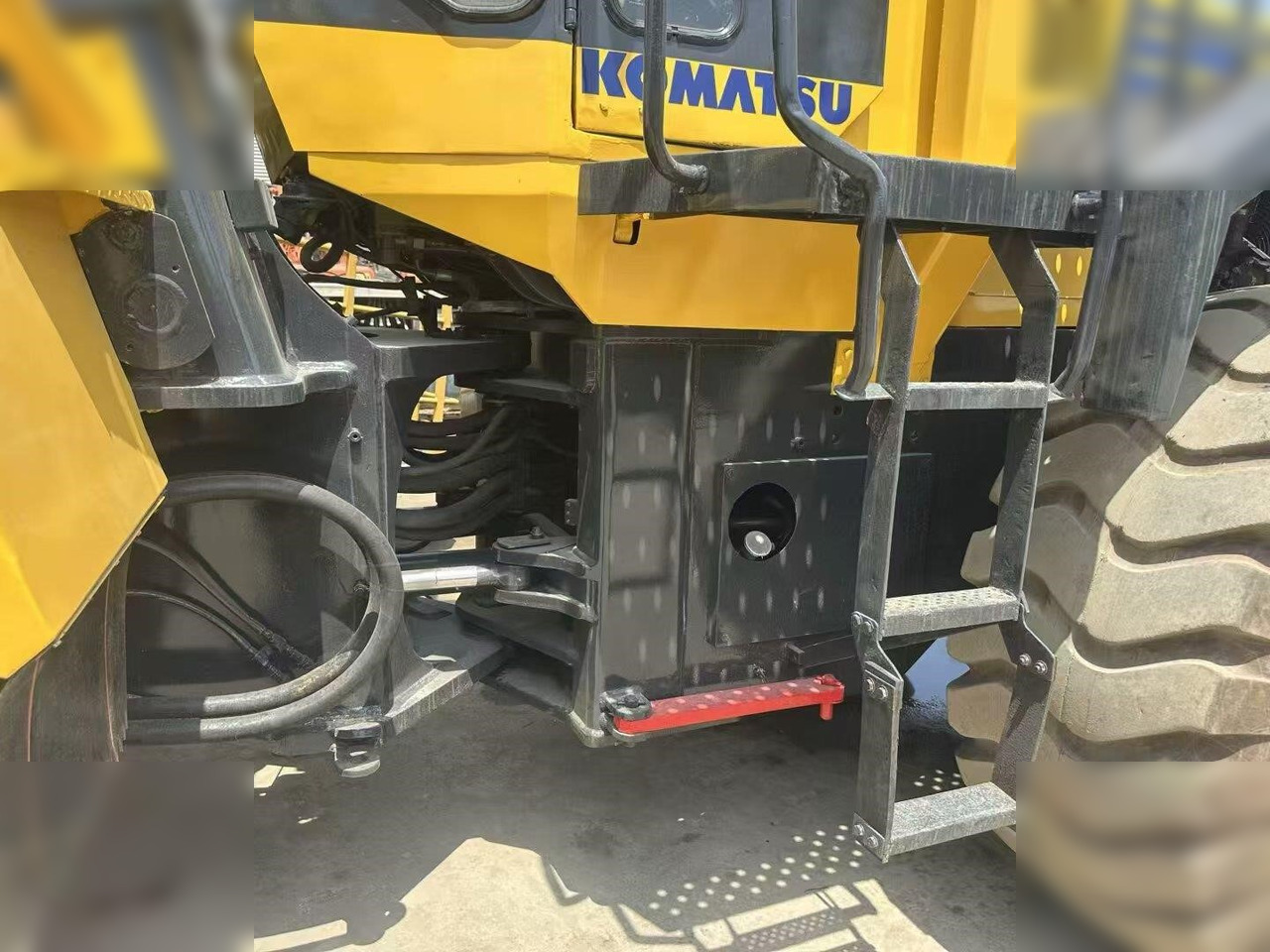 Wiellader KOMATSU WA470-3