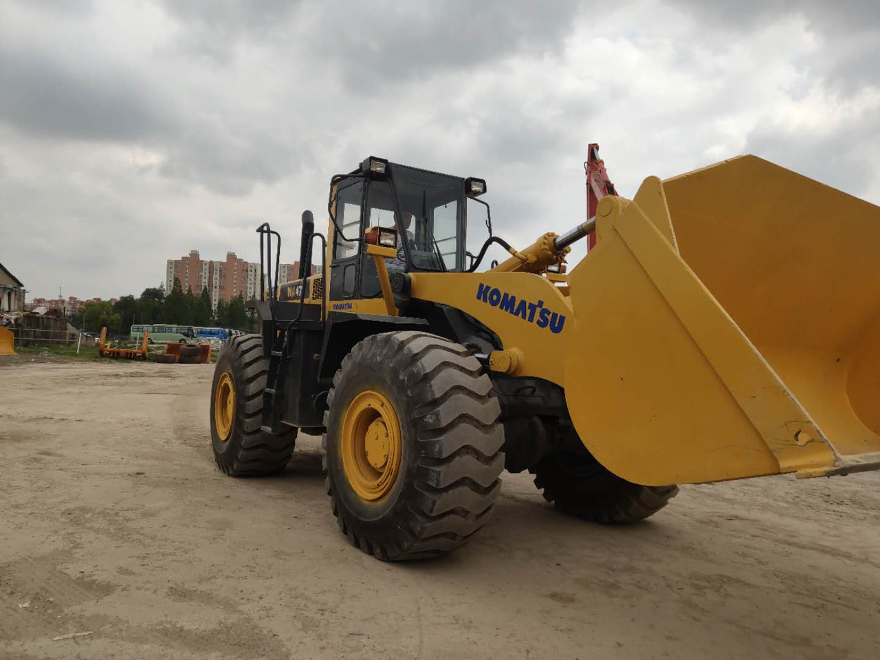 Wiellader KOMATSU WA470-3 Wheel Loader Click for Discount
