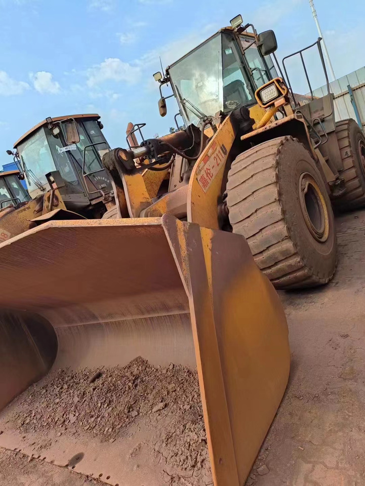 Wiellader KOMATSU WA470-6