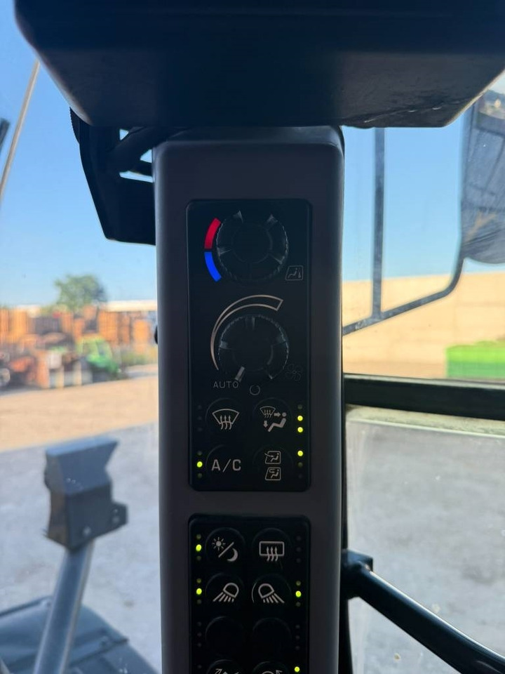 Wiellader KOMATSU WA475-10EO