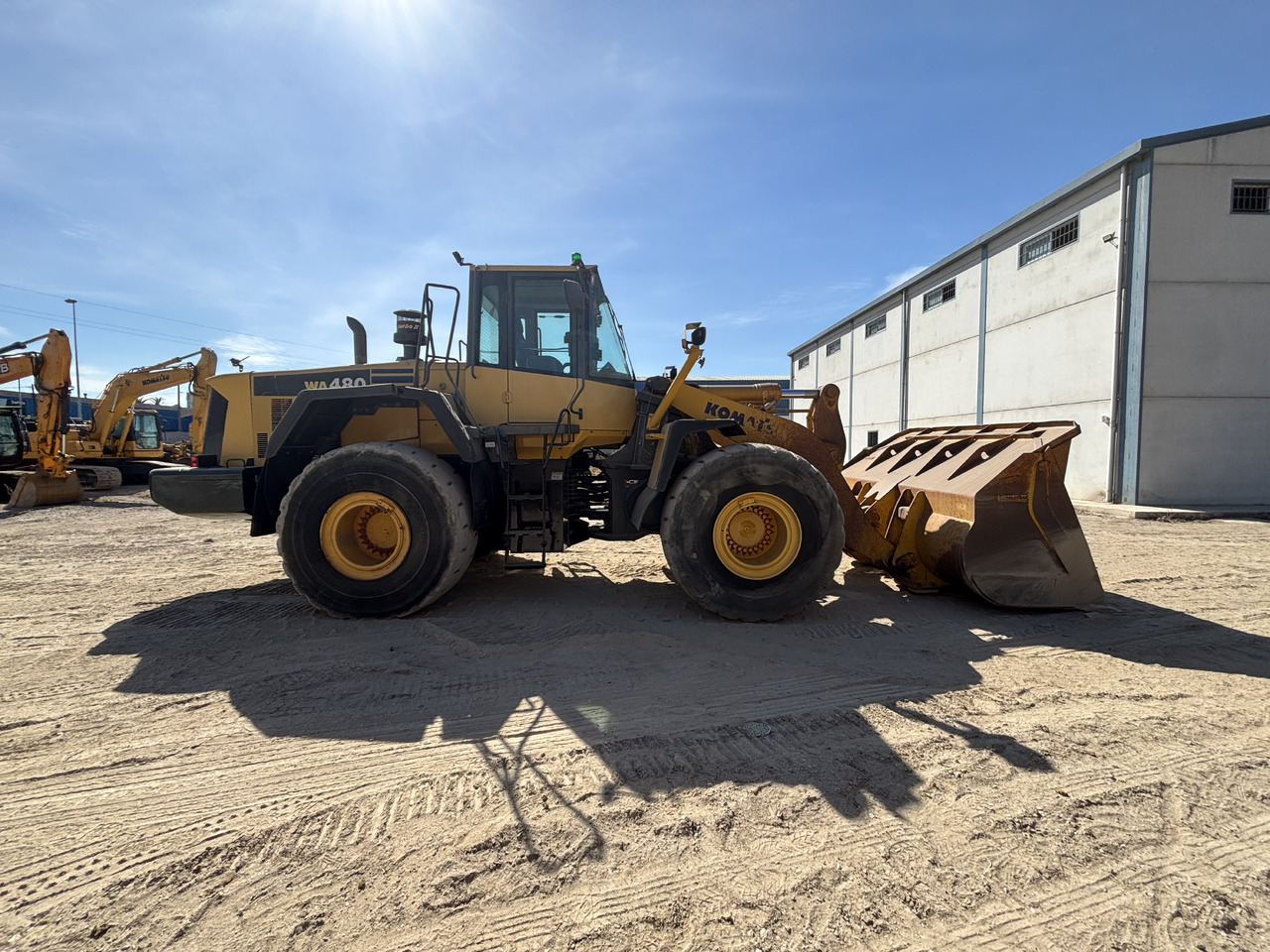 Wiellader KOMATSU WA480-6