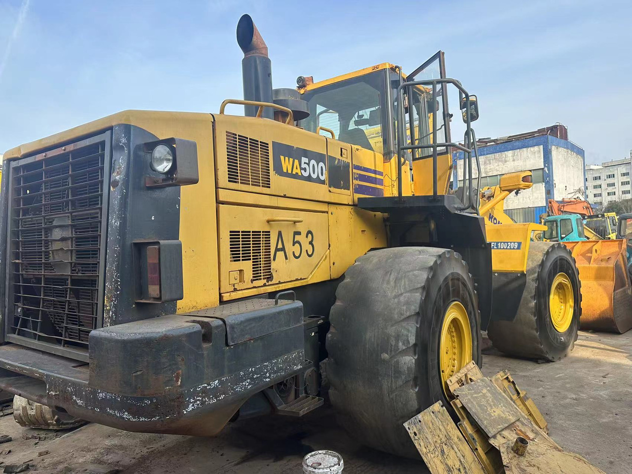 Wiellader KOMATSU WA500-3