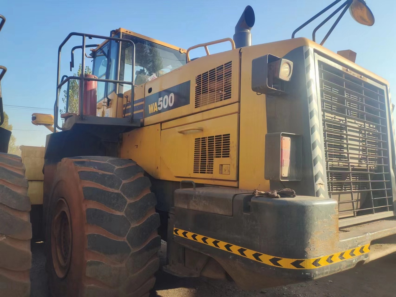 Wiellader KOMATSU WA500-6