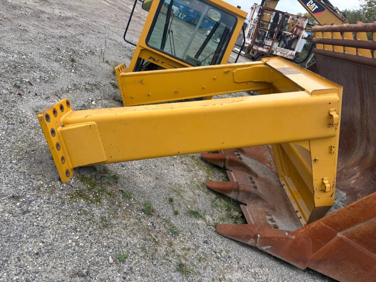 Wiellader KOMATSU WA700