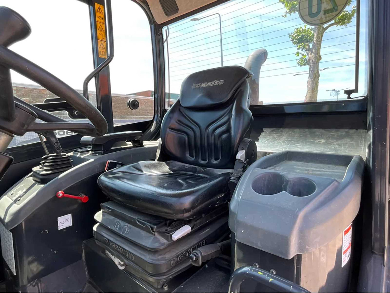 Wiellader KOMATSU WA80-6 2015 WHEEL LOADER