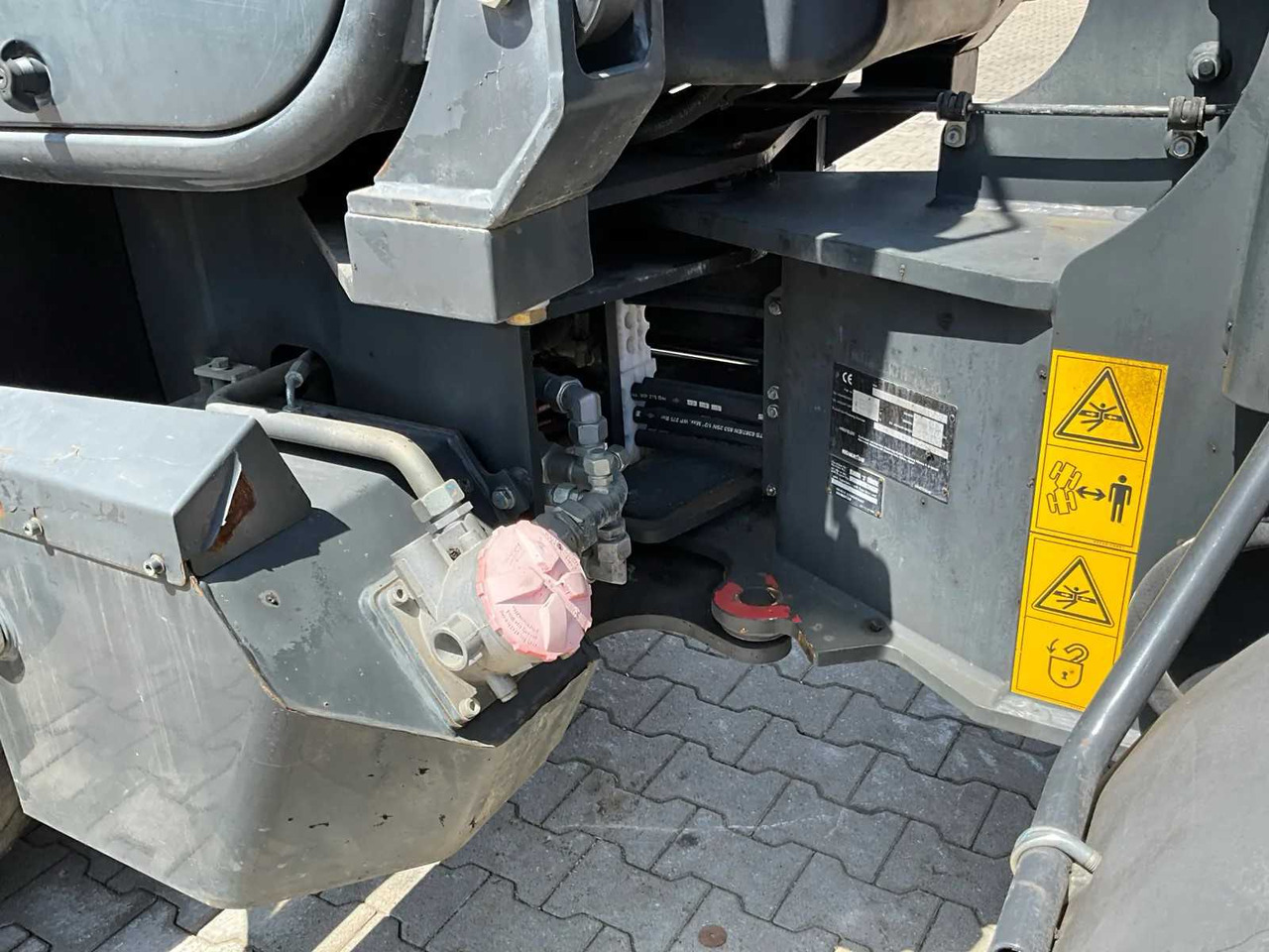 Wiellader KOMATSU WA80-6 2015 WHEEL LOADER