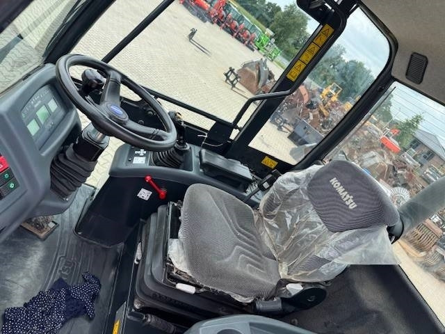 Wiellader KOMATSU WA 80M