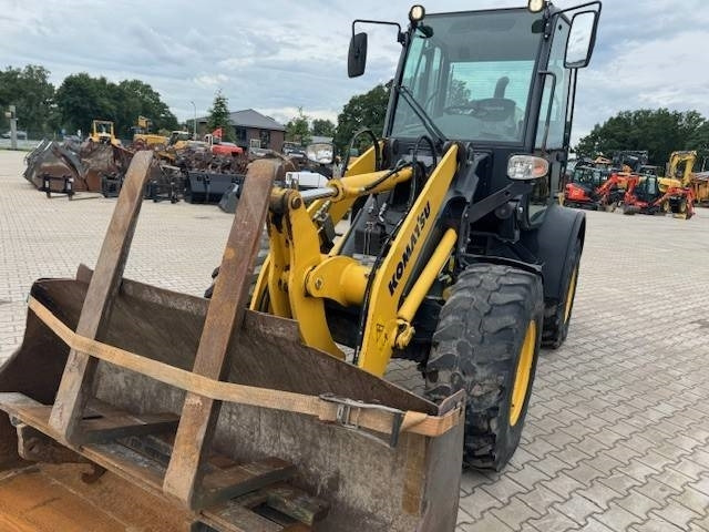 Wiellader KOMATSU WA 80M