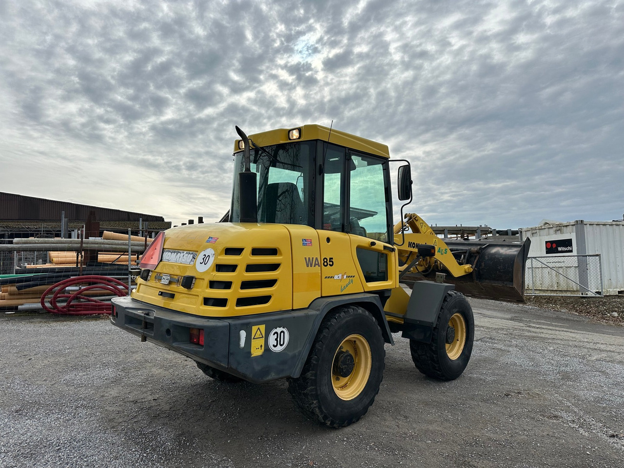 Wiellader KOMATSU WA 85 3