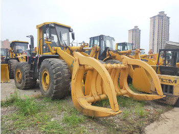 Wiellader KOMATSU Wheel WA470-3 With a fork