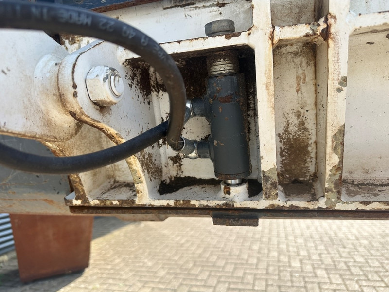 Wiellader Knikmops 100