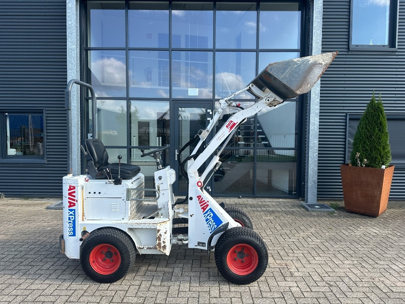 Wiellader Knikmops 100