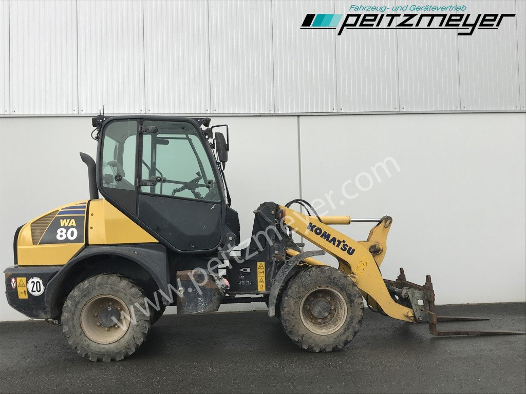 Wiellader Komatsu RADLADER WA 80-6 Palettengabel und Standardschaufel