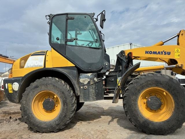 Wiellader Komatsu WA100M6