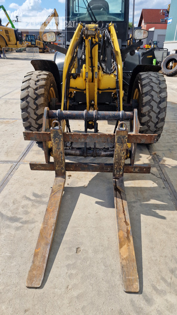 Wiellader Komatsu WA100M-7