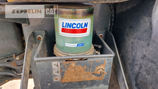 Wiellader Komatsu WA100M-7