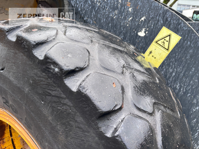 Wiellader Komatsu WA250