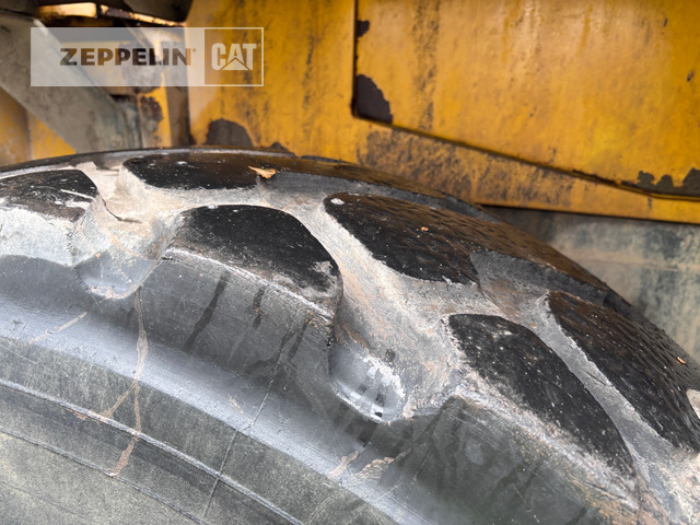 Wiellader Komatsu WA250