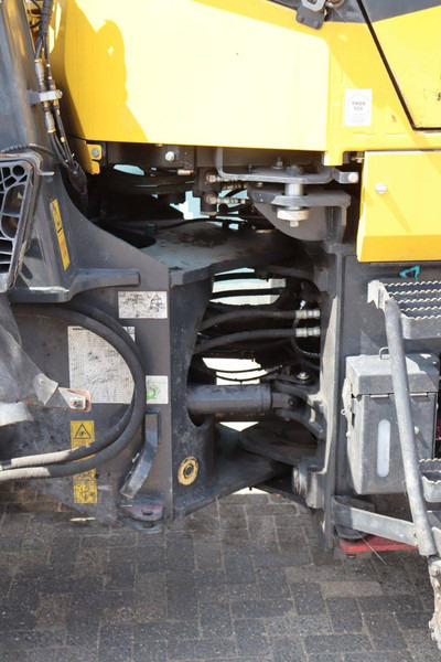 Wiellader Komatsu WA270