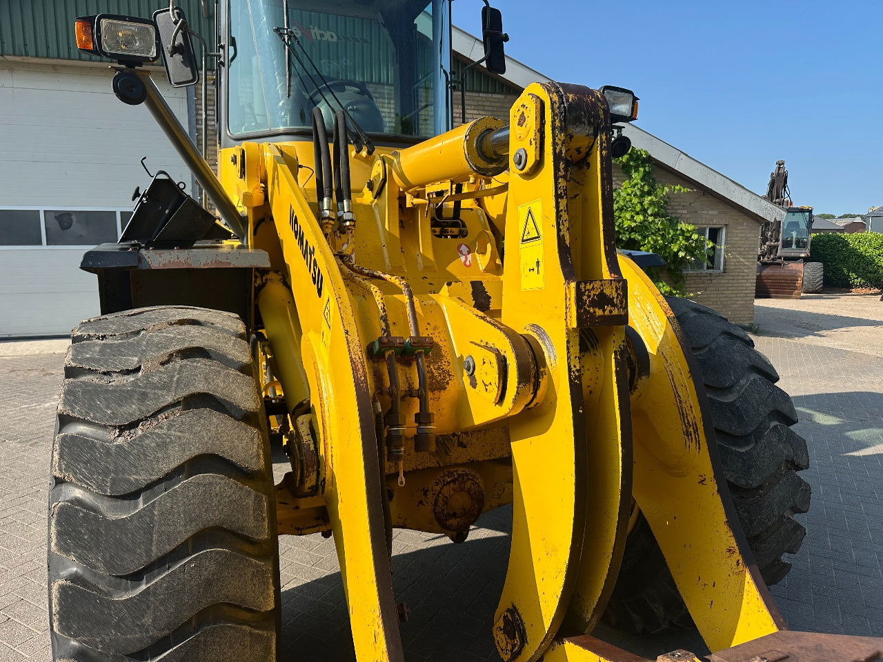 Wiellader Komatsu WA270-3