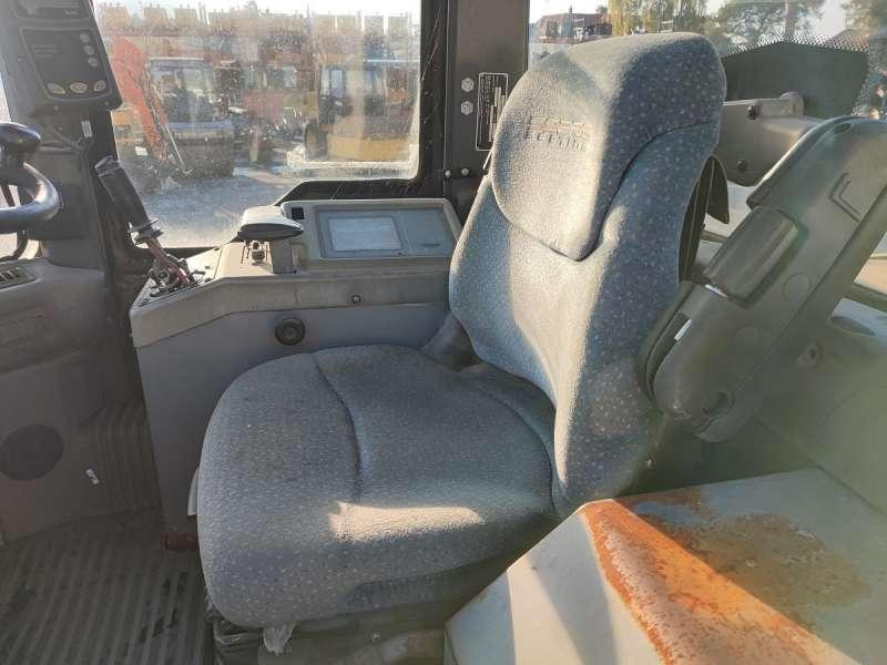 Wiellader Komatsu WA270-3