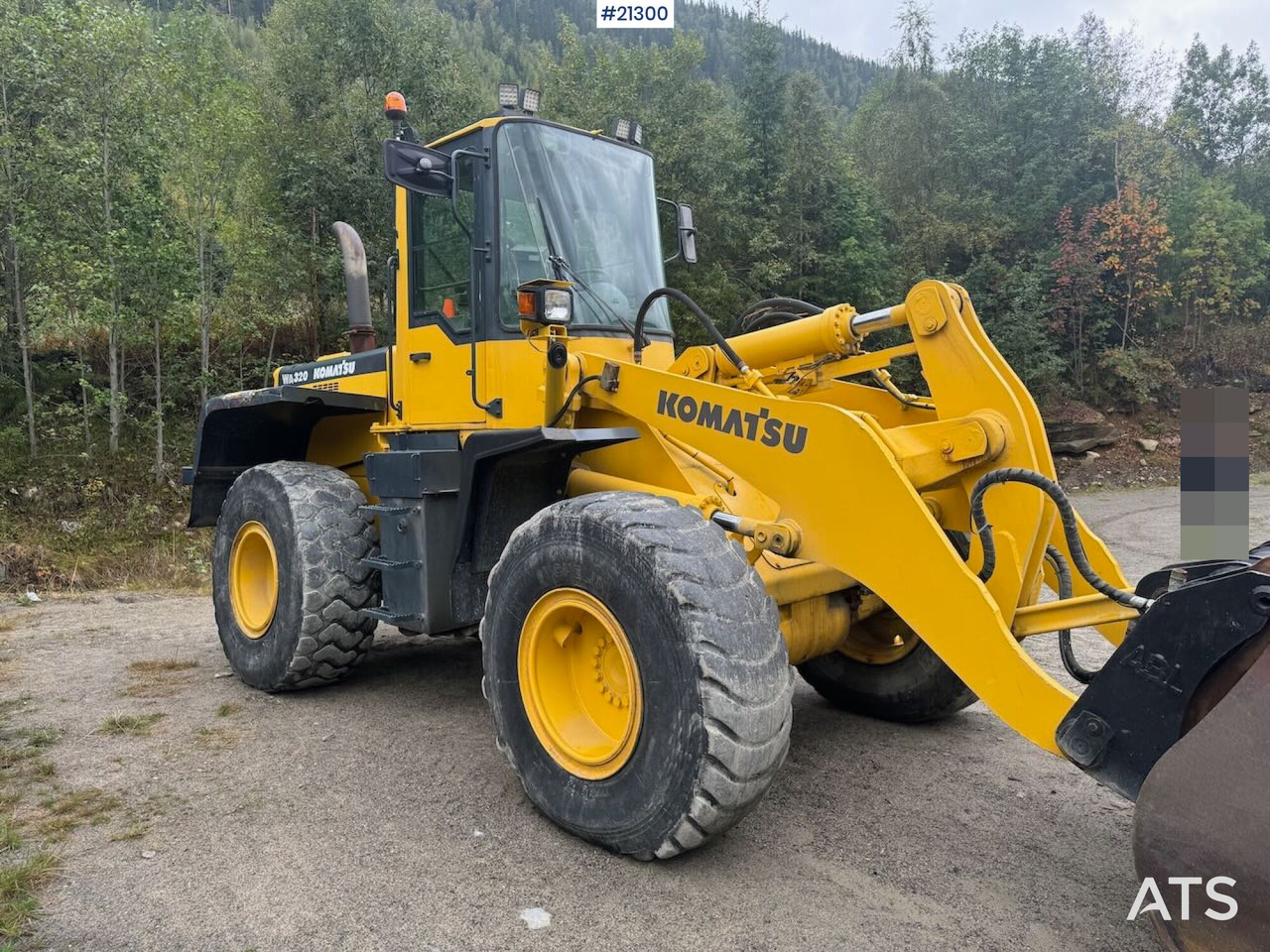 Wiellader Komatsu WA320-3H