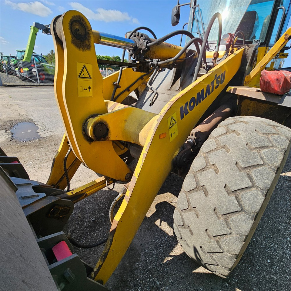 Wiellader Komatsu WA320-5H