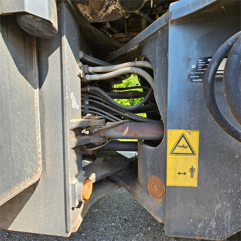 Wiellader Komatsu WA320-5H