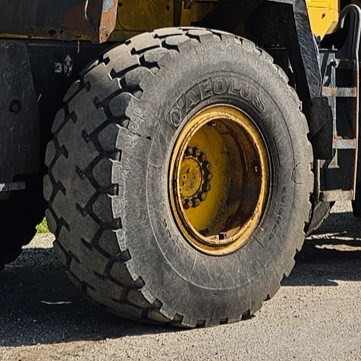 Wiellader Komatsu WA320-5H