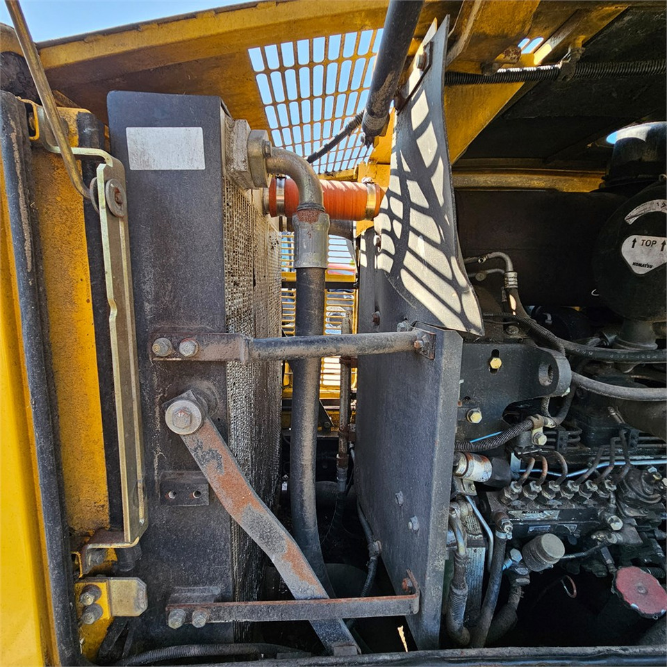 Wiellader Komatsu WA320-5H