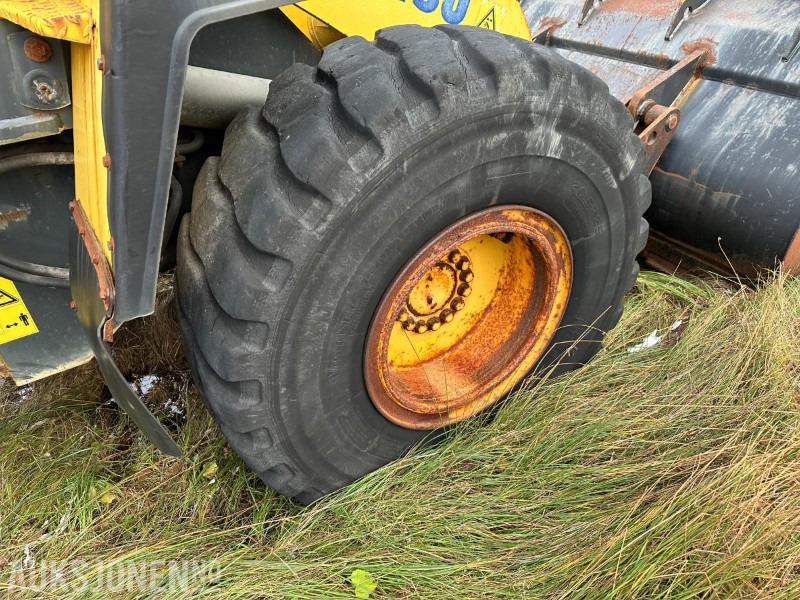 Wiellader Komatsu WA320-5h Hullaster - Rep-objekt