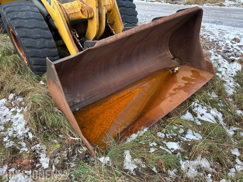 Wiellader Komatsu WA320-5h Hullaster - Rep-objekt