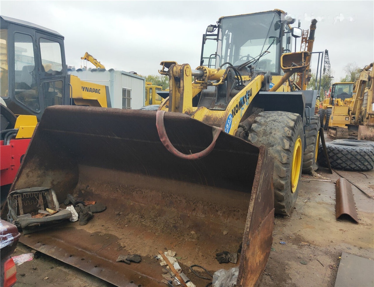 Wiellader Komatsu WA380
