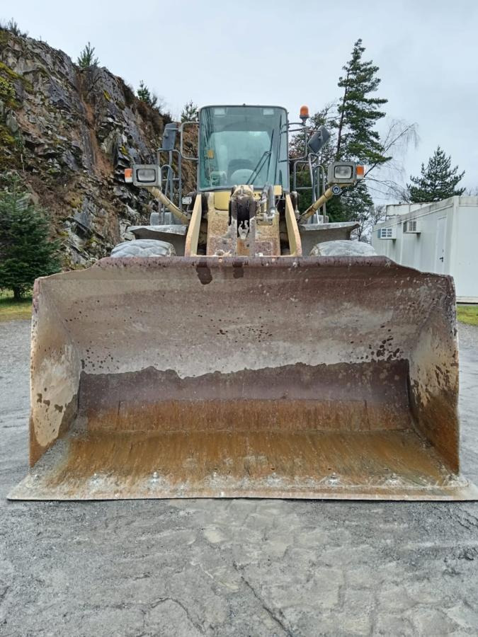 Wiellader Komatsu WA420