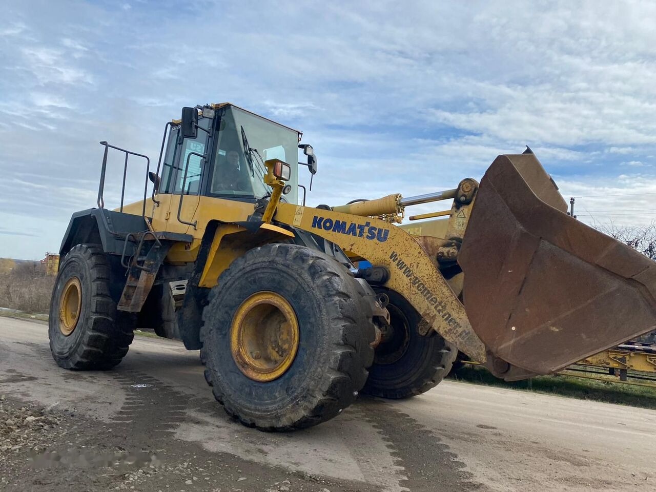 Wiellader Komatsu WA430 VOLA 24 tone - cupa 3,5 m3 - DE INCHIRIAT