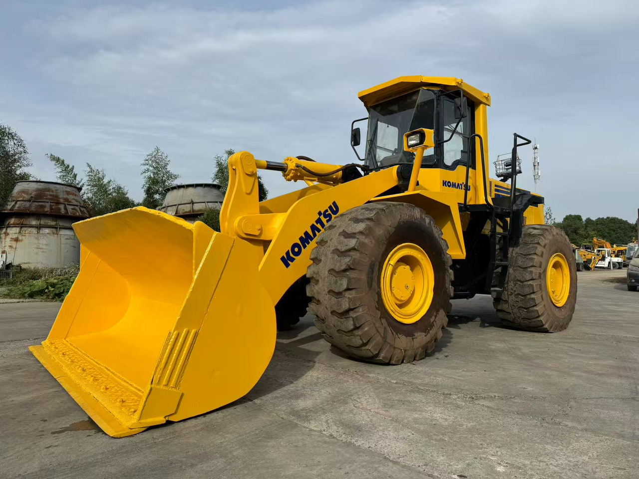 Wiellader Komatsu WA470