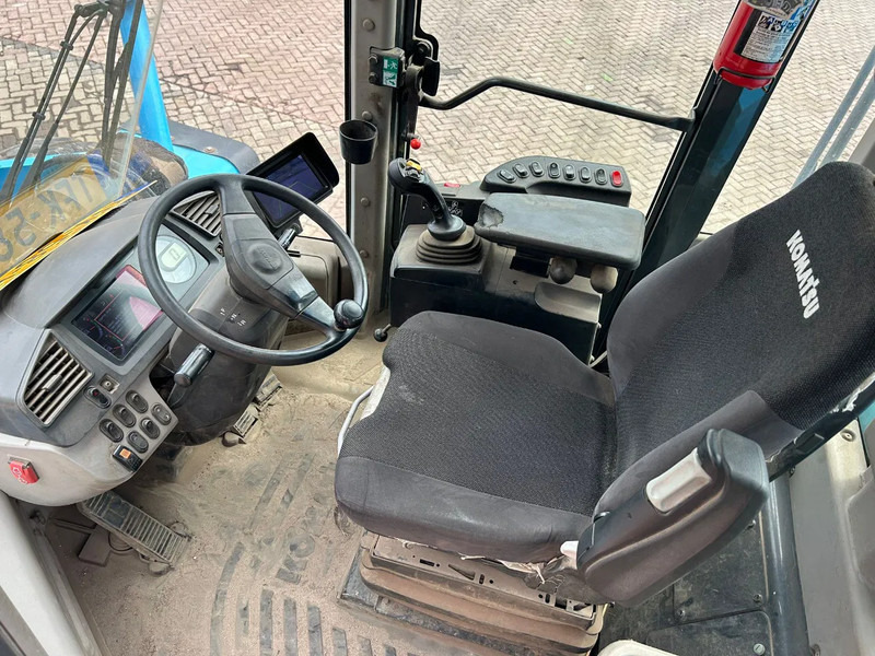 Wiellader Komatsu WA470-7