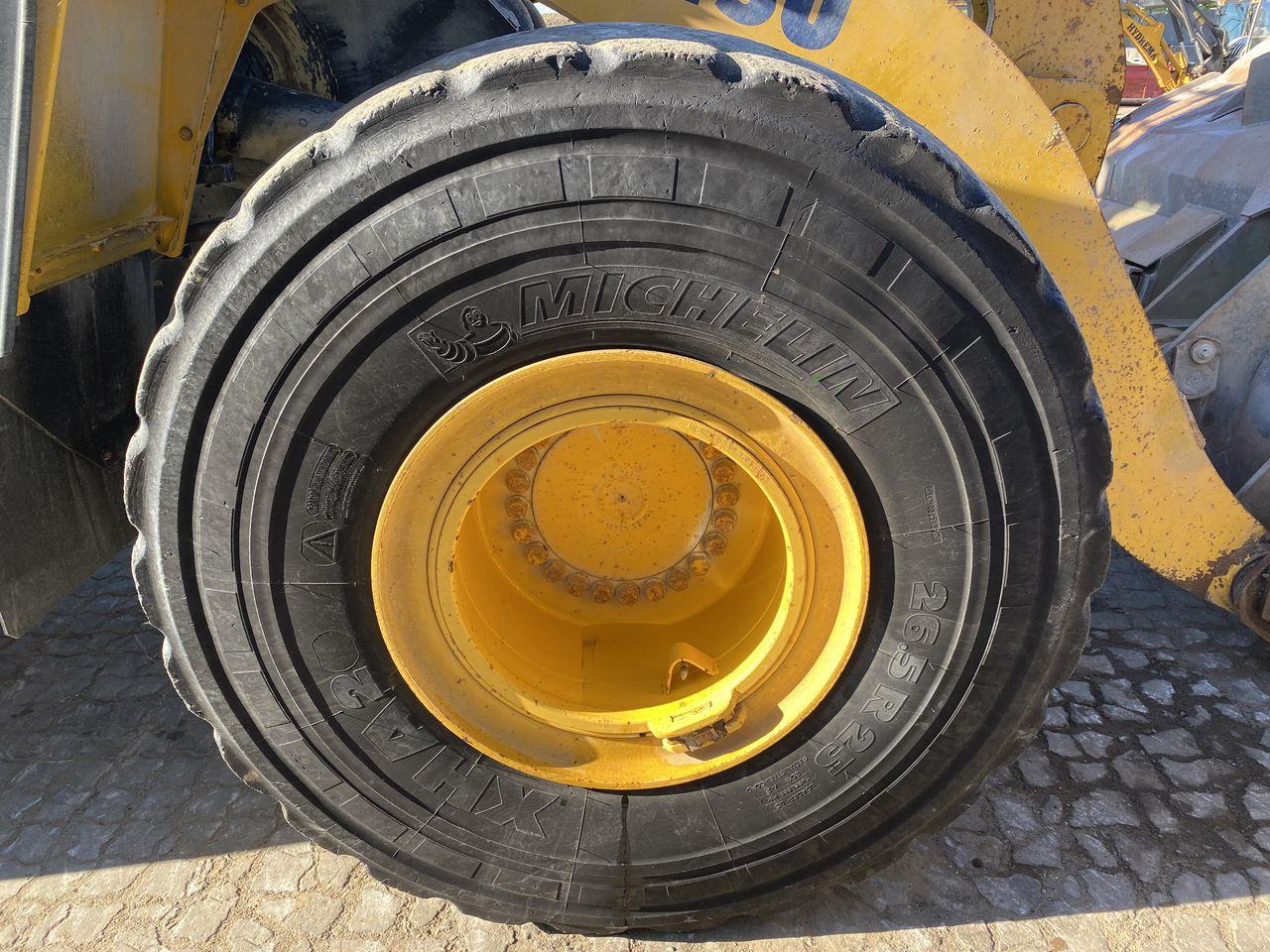 Wiellader Komatsu WA470-7