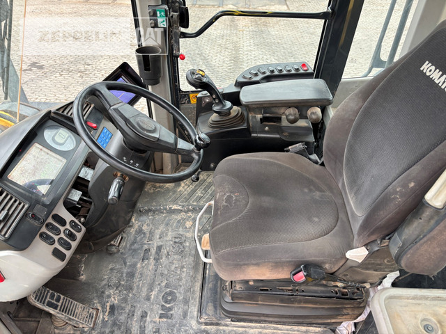 Wiellader Komatsu WA470-7