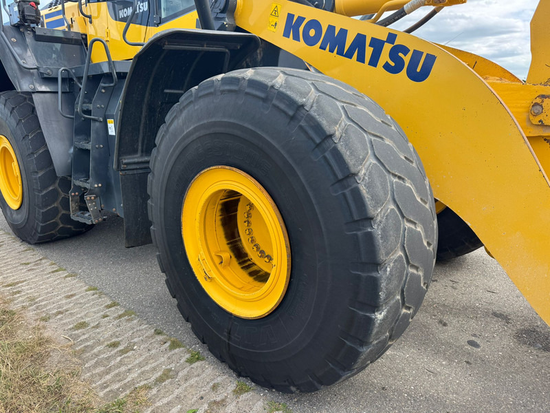Wiellader Komatsu WA470-8