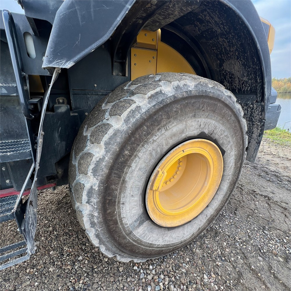 Wiellader Komatsu WA480-8
