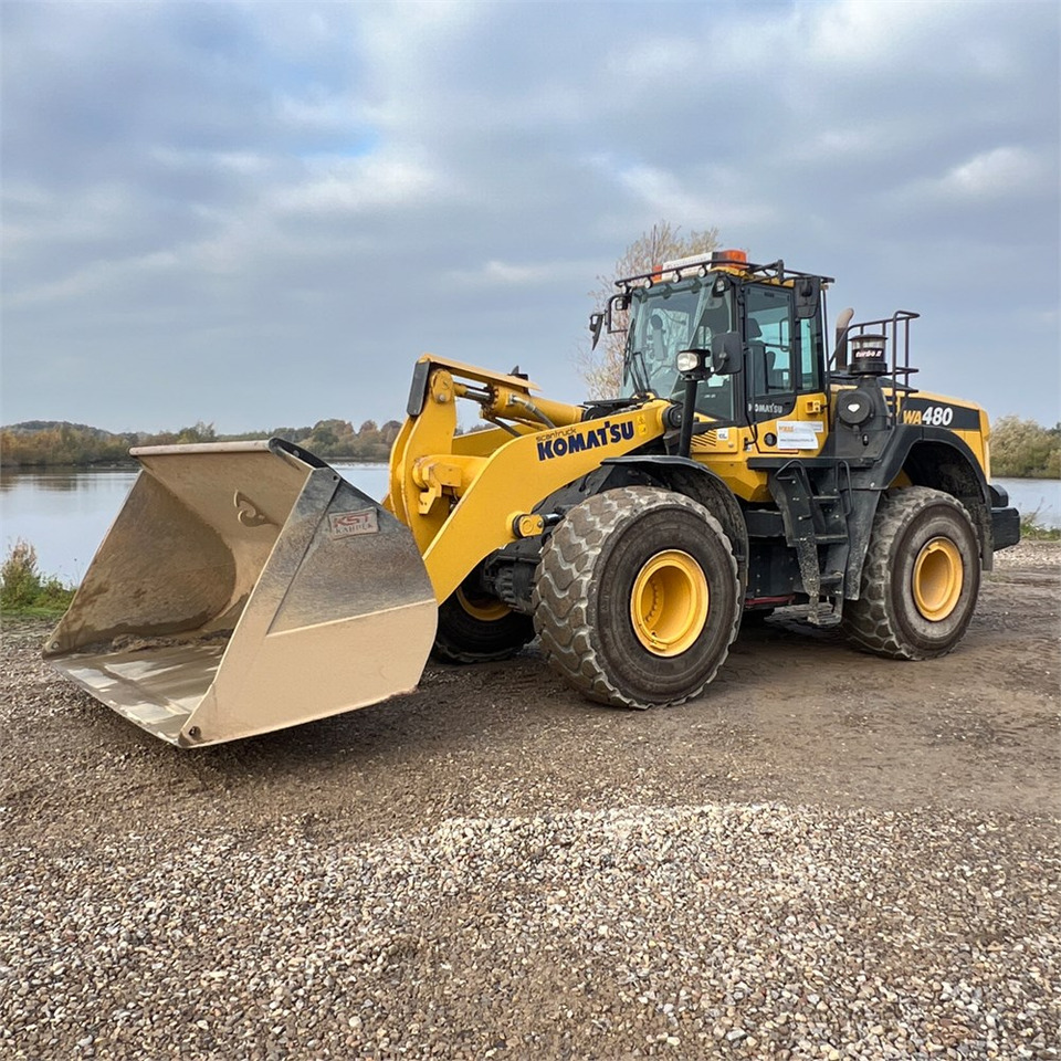 Wiellader Komatsu WA480-8