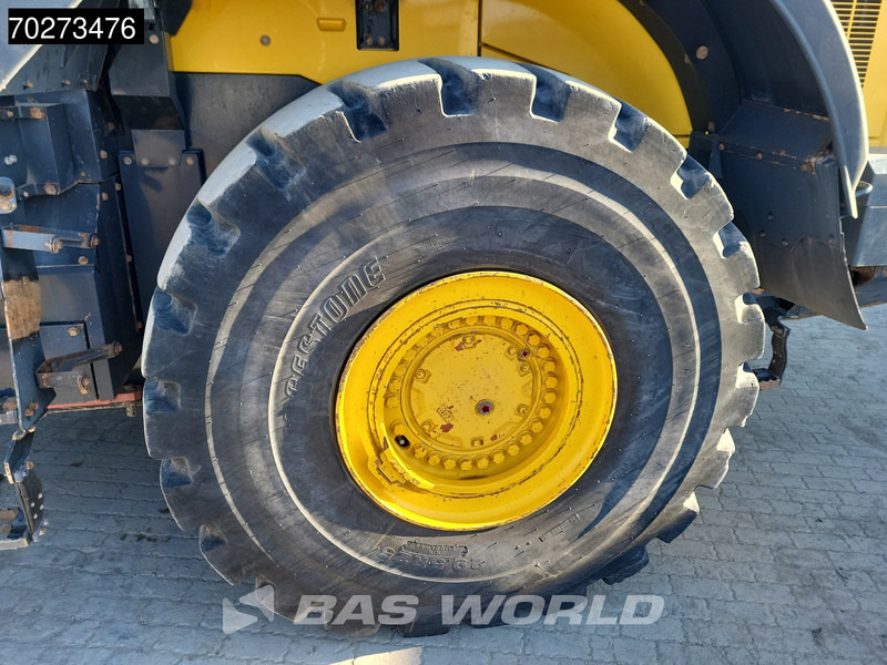 Wiellader Komatsu WA500-8