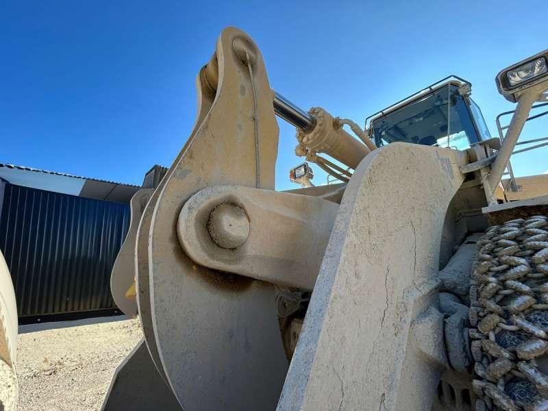 Wiellader Komatsu WA600-8E0